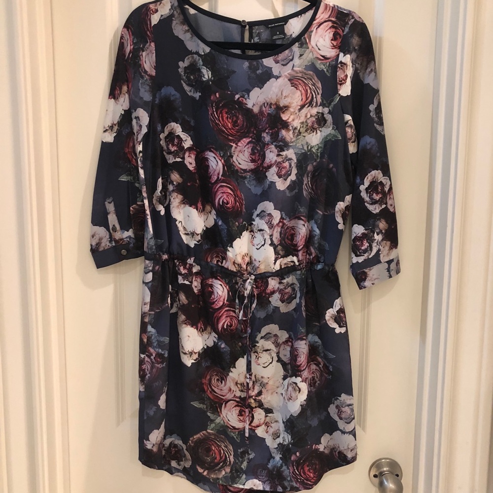 Club Monaco silk navy and pink peony dress size 2
